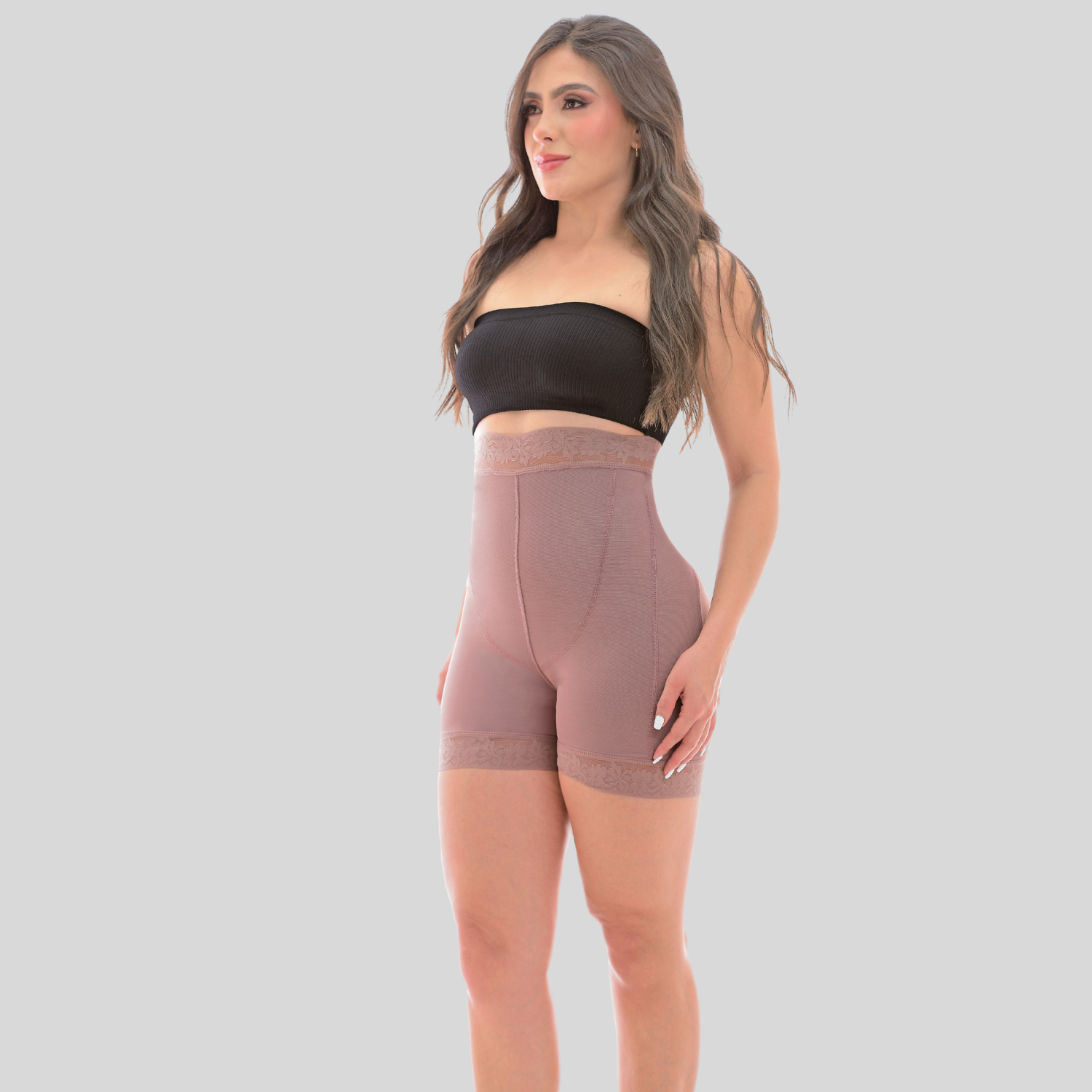 Short Faja Levanta Cola 